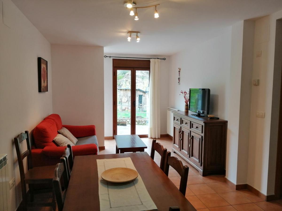 Apartamentos Mobison Salinas de Bielsa Exterior photo